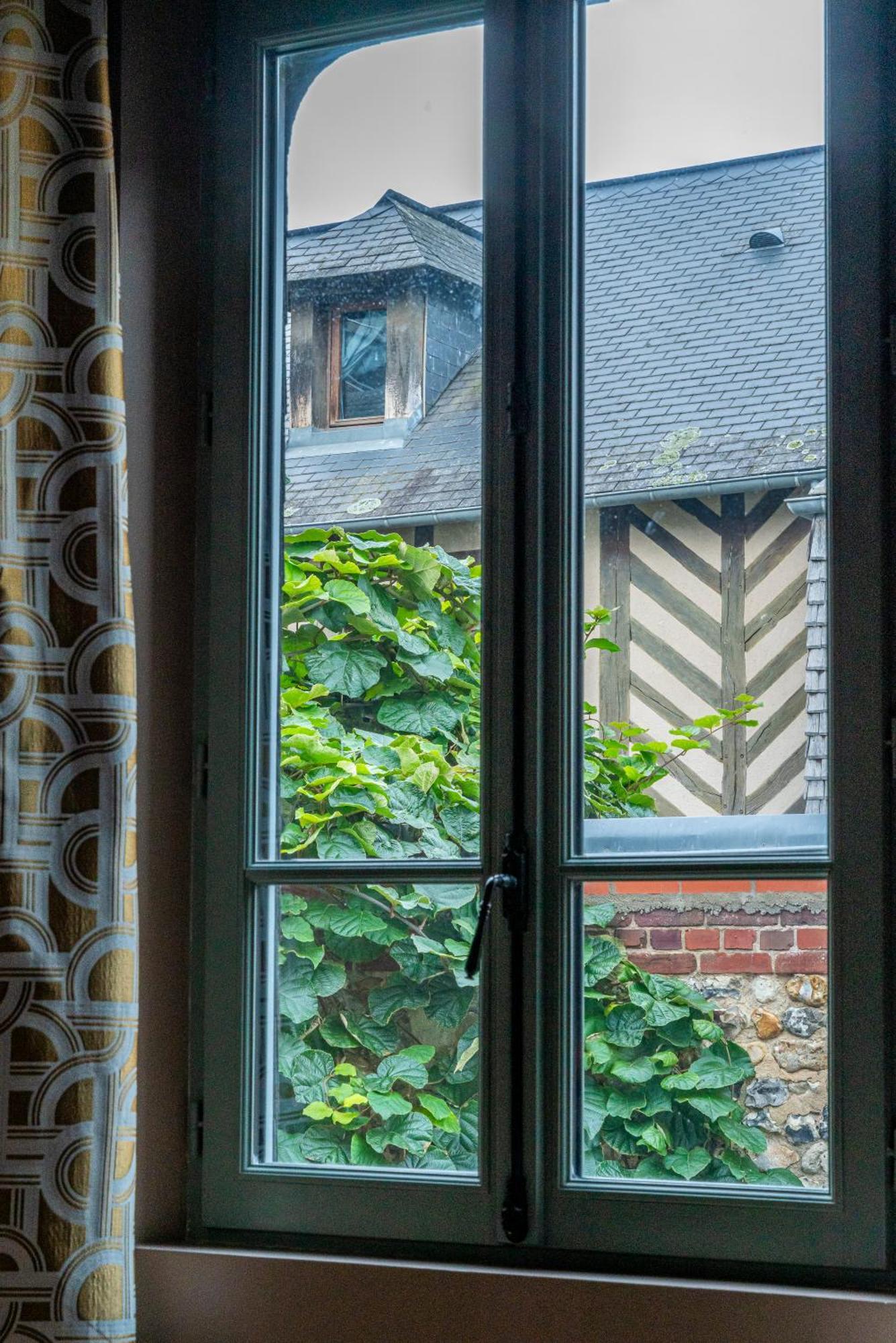 La Mondaine - Idealement Situe, Charme Honfleur Eksteriør billede
